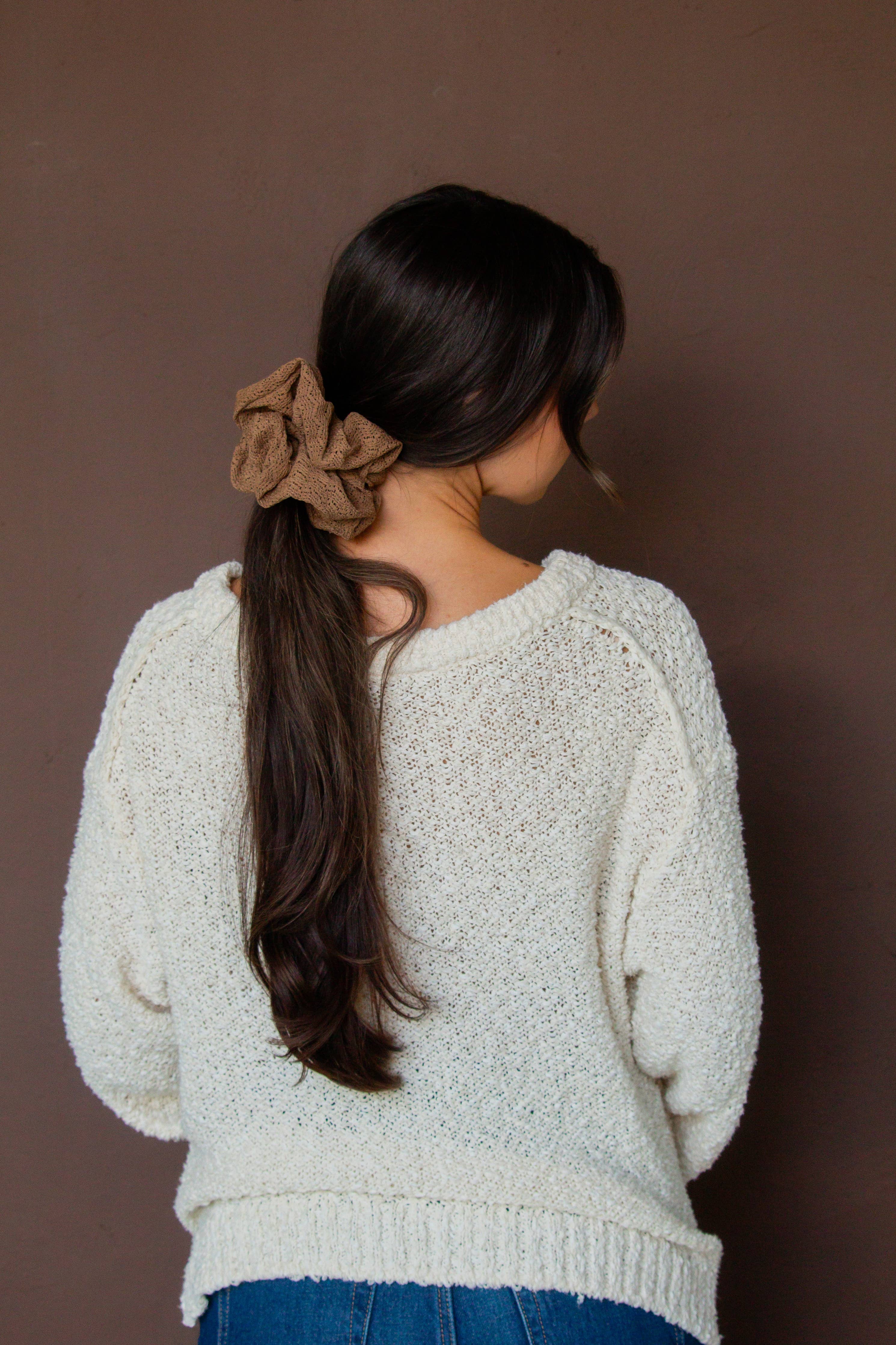 MOCHA JUMBO SCRUNCHIE