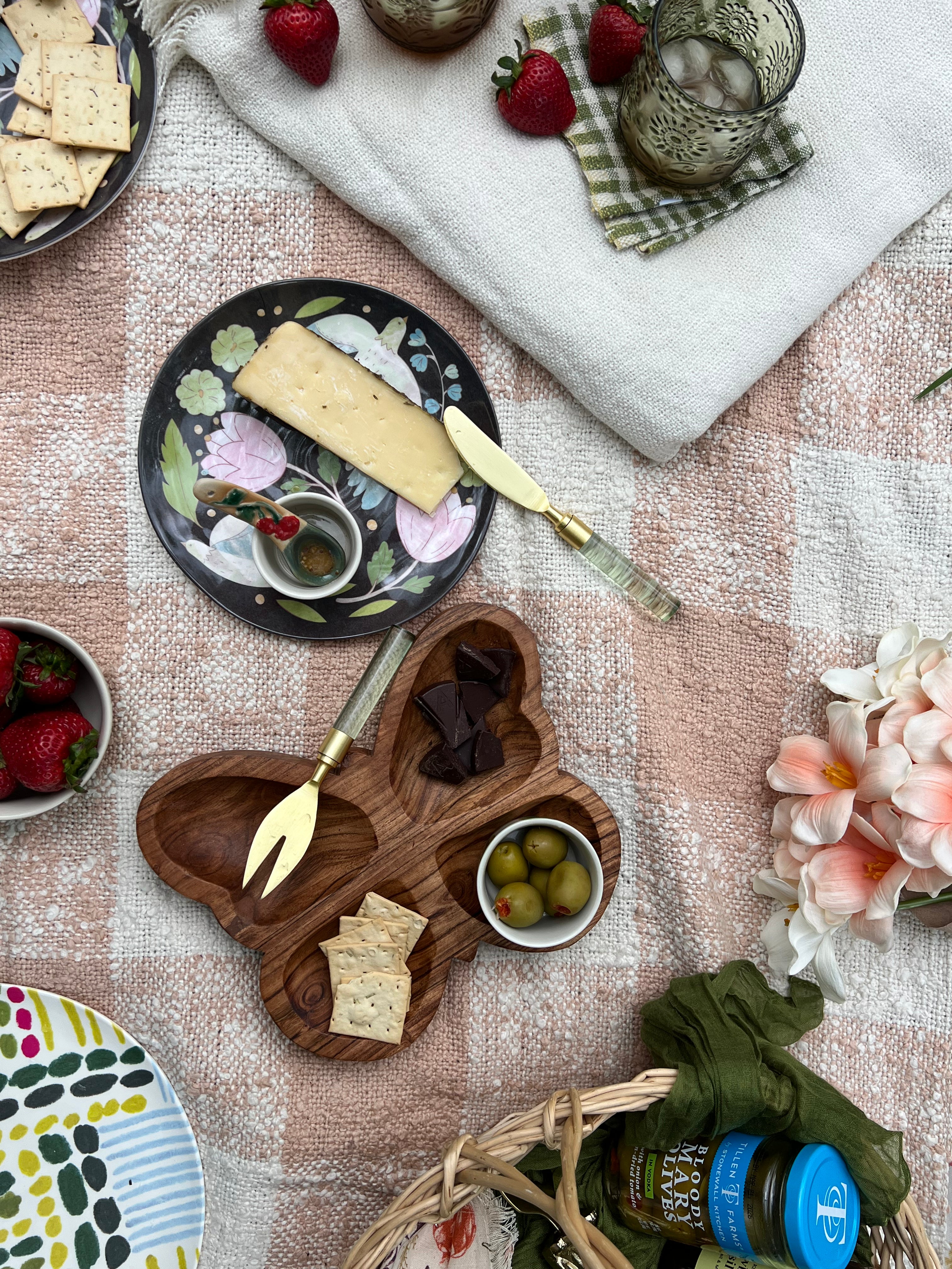 WOODEN BUTTERFLY SHAPE DISH/TRAY/BOWL