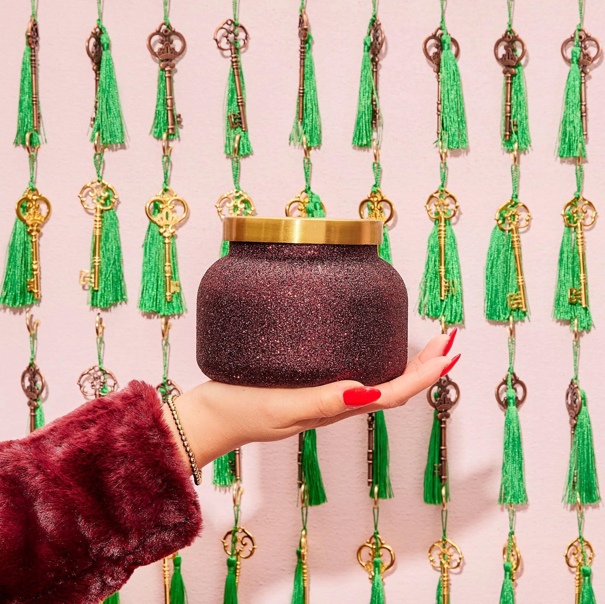 GLAM - TINSEL & SPICE SIGNATURE JAR, 19 OZ