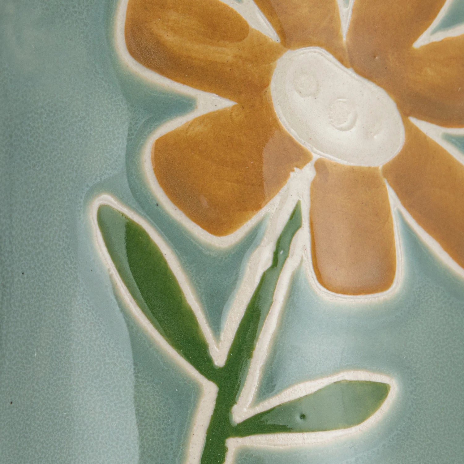 2 QUART HAND-PAINTED STONEWARE PITCHER W/ WAX RELIEF FLOWERS, MULTI COLOR
