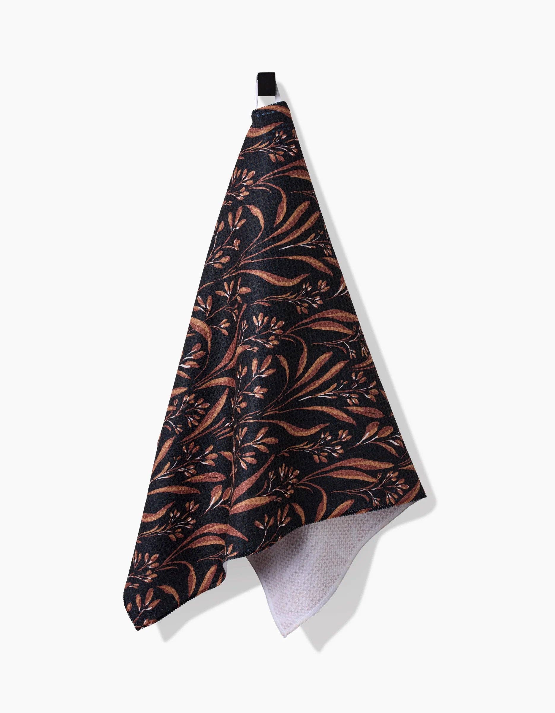 VINTAGE GRASS BLACK KITCHEN TEA TOWEL