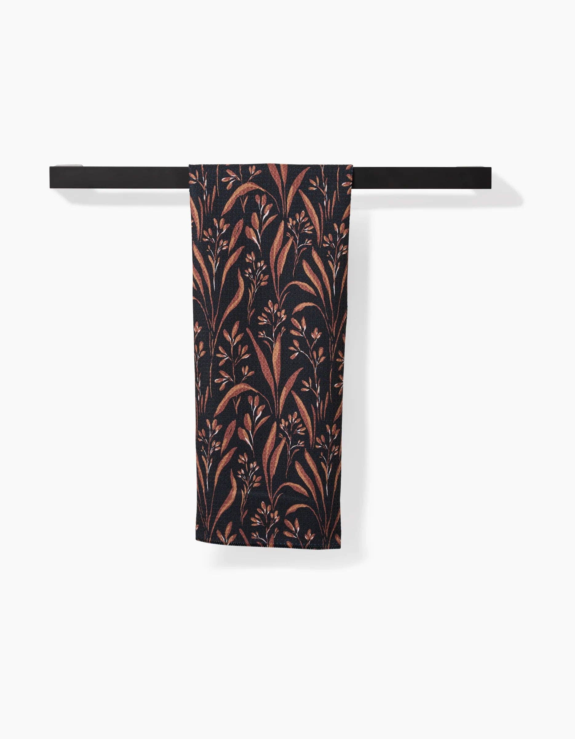 VINTAGE GRASS BLACK KITCHEN TEA TOWEL