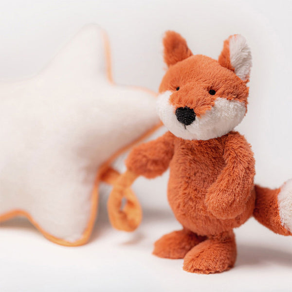 BASHFUL FOX CUB MUSICAL PULL