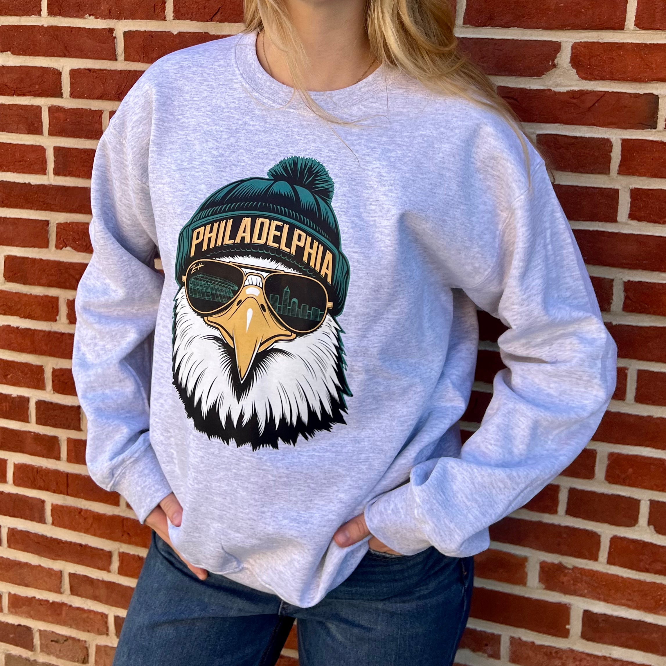 PHILLY EAGLE HEAD CREWNECK