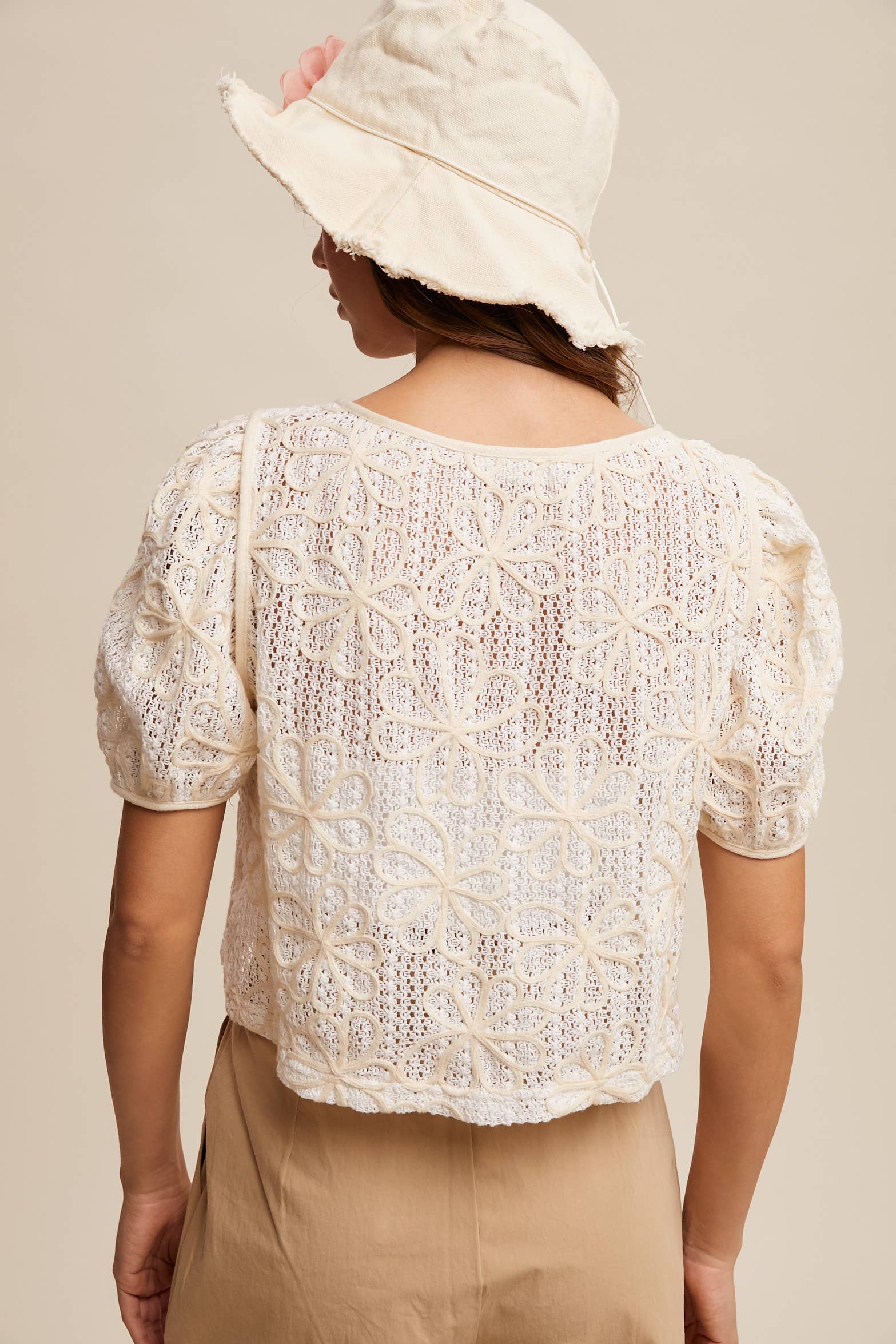 EMBROIDERY CROCHET LACE PUFF SLEEVE BLOUSE, ECRU
