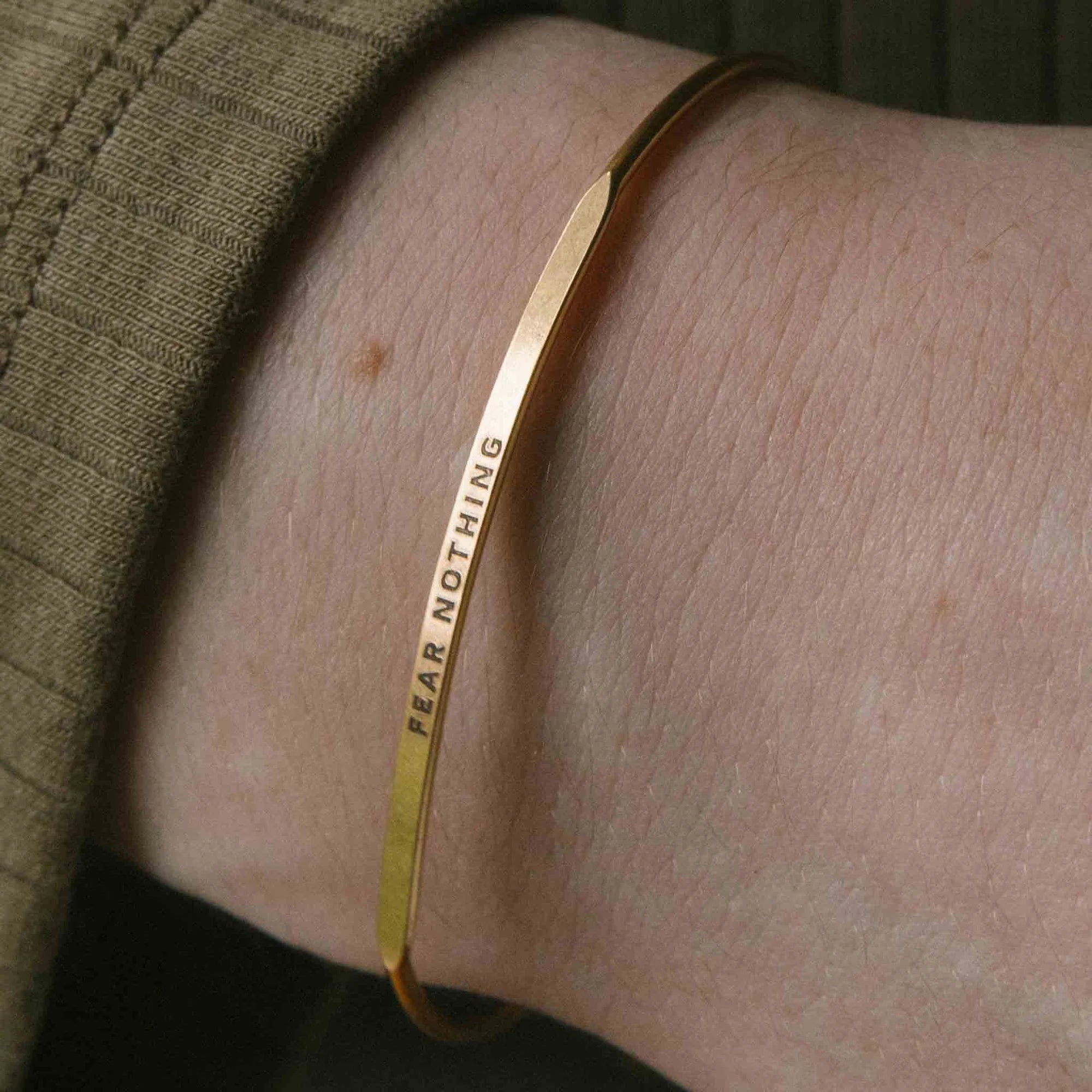 POSY WIRE EXPANDABLE BANGLE