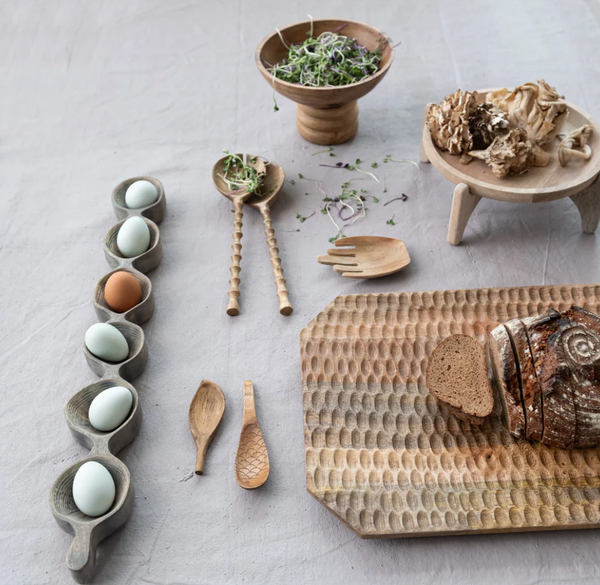 RIBBED MANGO WOOD FOOTED BOWL
