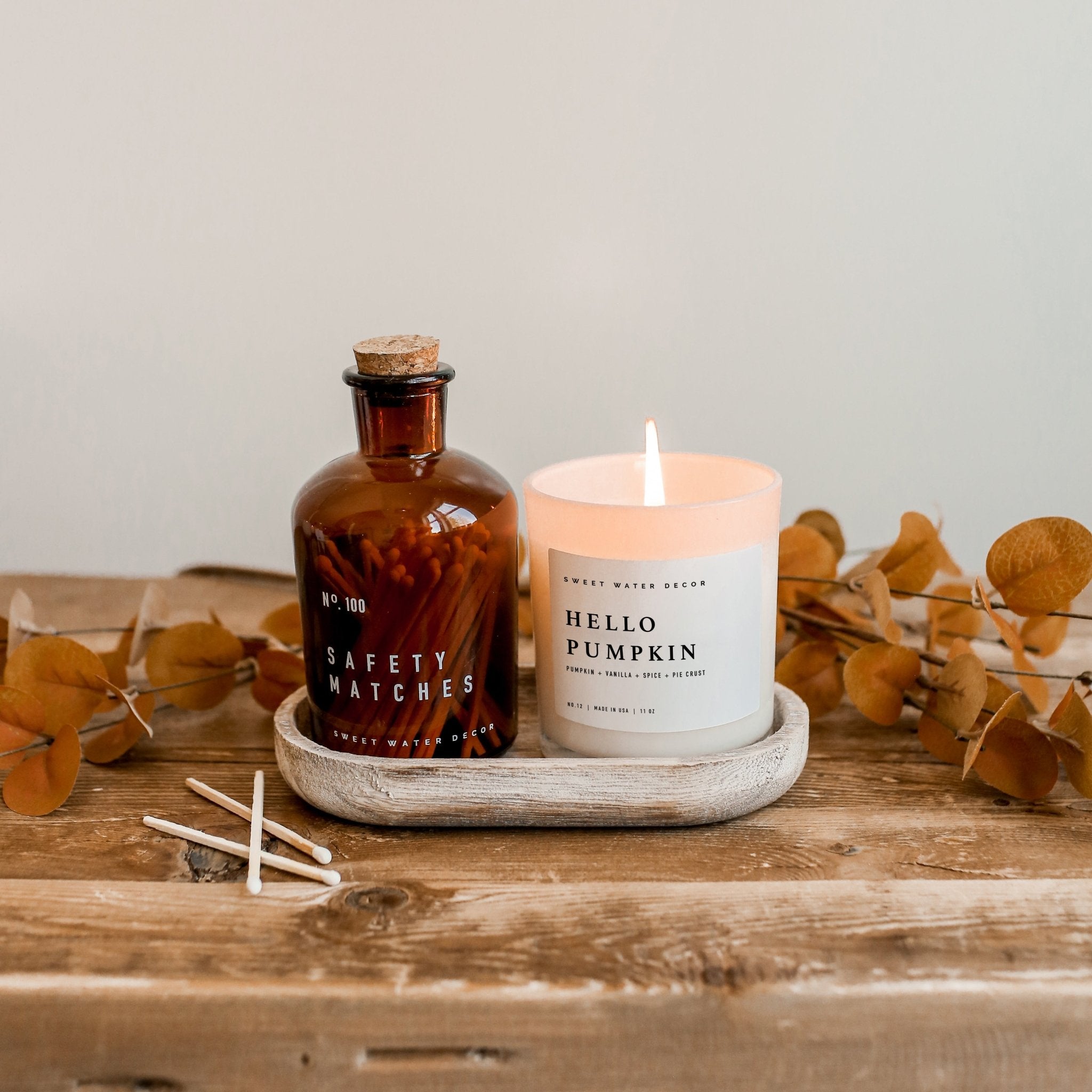 HELLO PUMPKIN SOY CANDLE - WHITE JAR - 11 OZ
