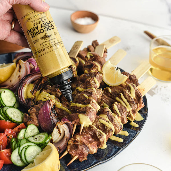 COCONUT CURRY GARNISHING AIOLI SQUEEZE