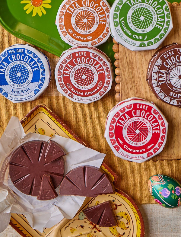SALTED ALMOND CHOCOLATE DISC
