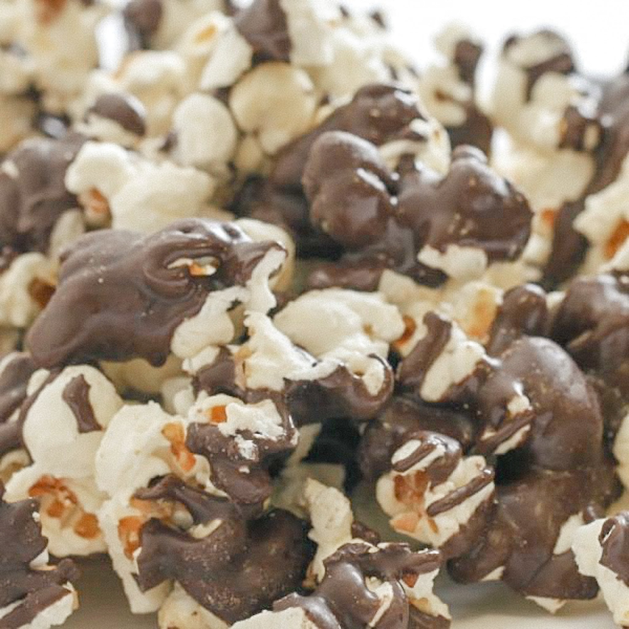 SPECIAL DARK CHOCOLATE GOURMET POPCORN