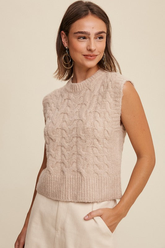 CABLE KNIT CROPPED SWEATER VEST