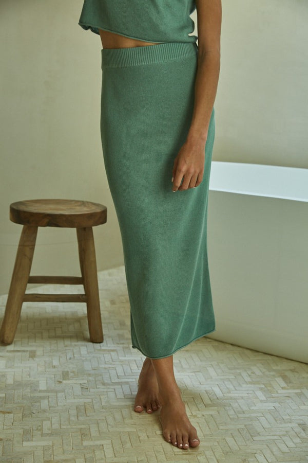 CASSIA KNIT TOP & SKIRT SET