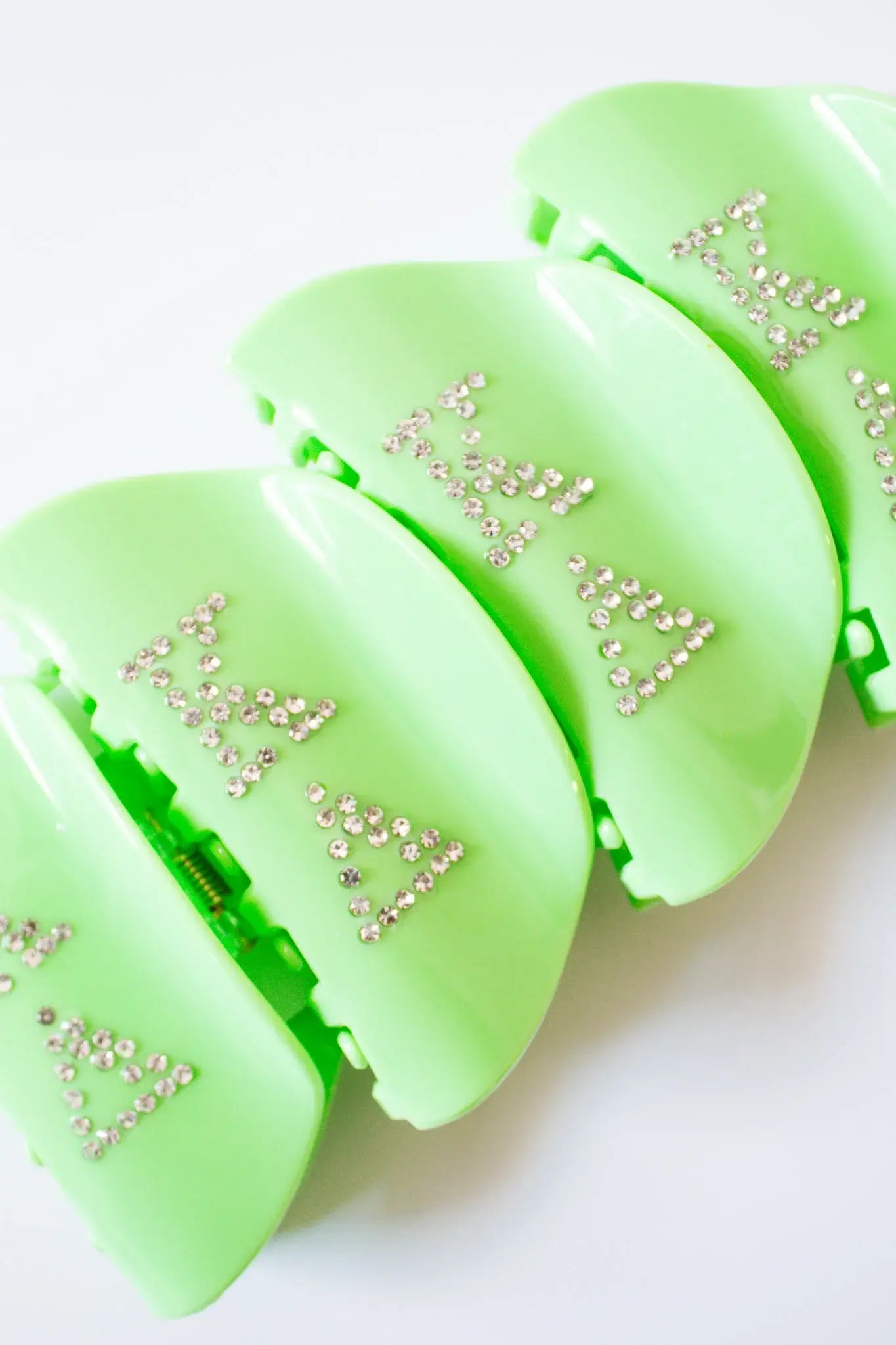 SORORITY CLAW CLIP
