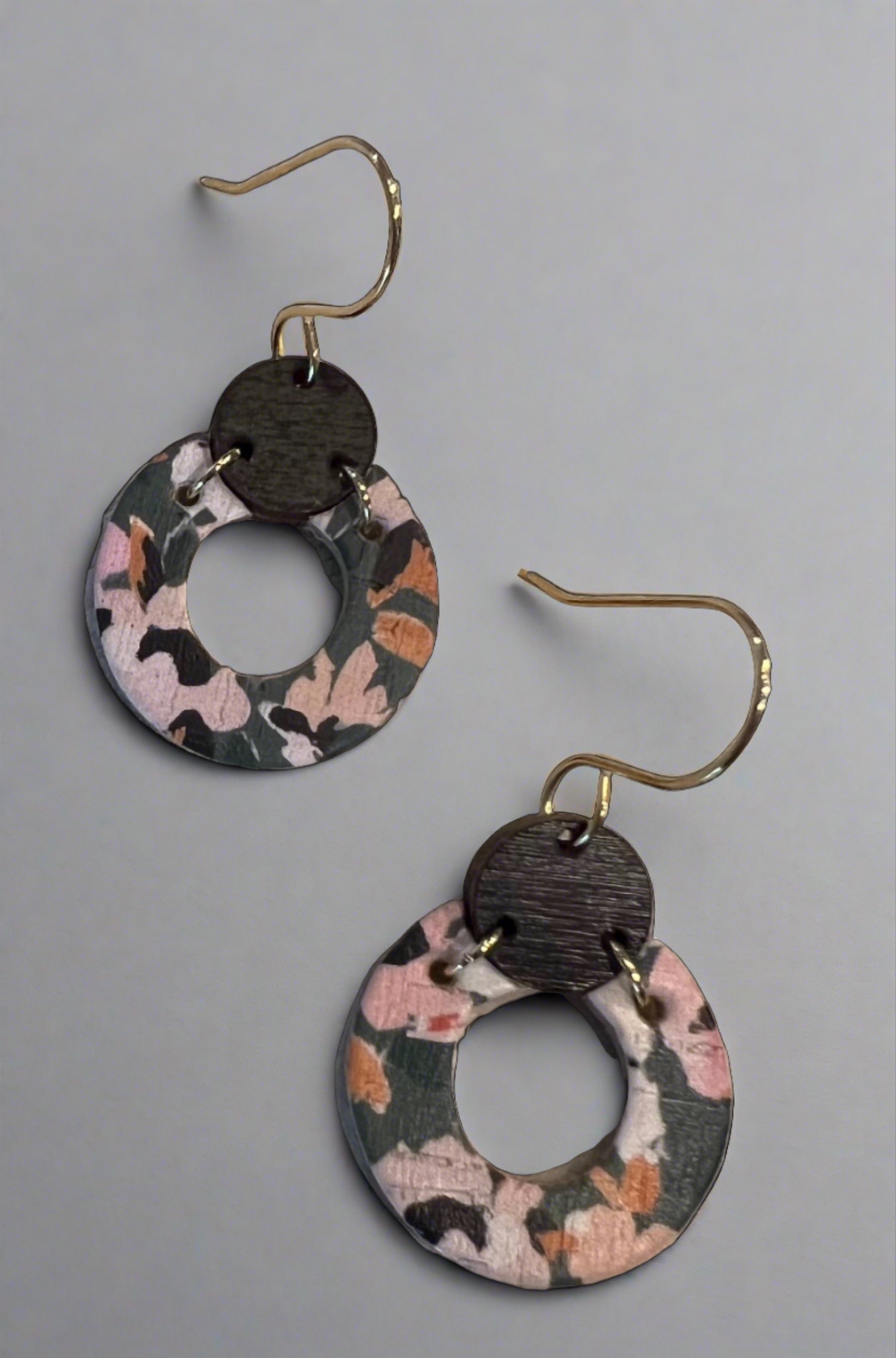 FLORAL CIRCLES LEATHER EARRINGS