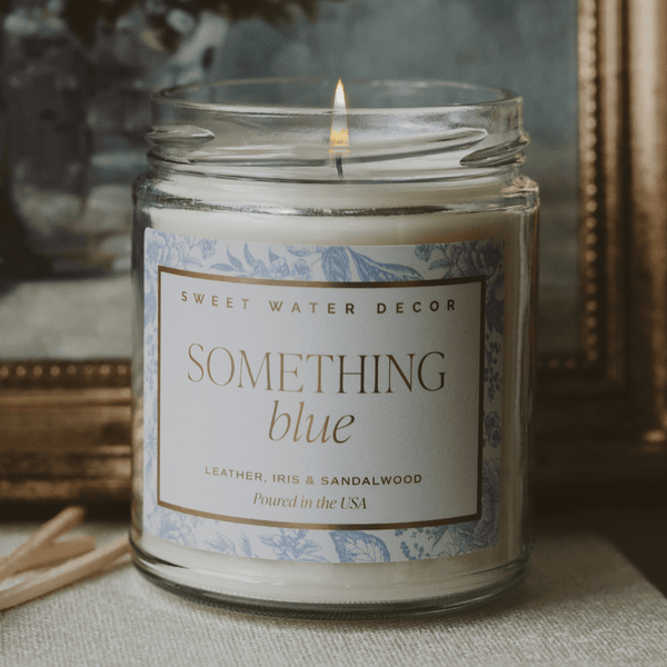 SOMETHING BLUE SOY CANDLE - CLEAR JAR - 9 OZ (LUXURY GETAWAY)