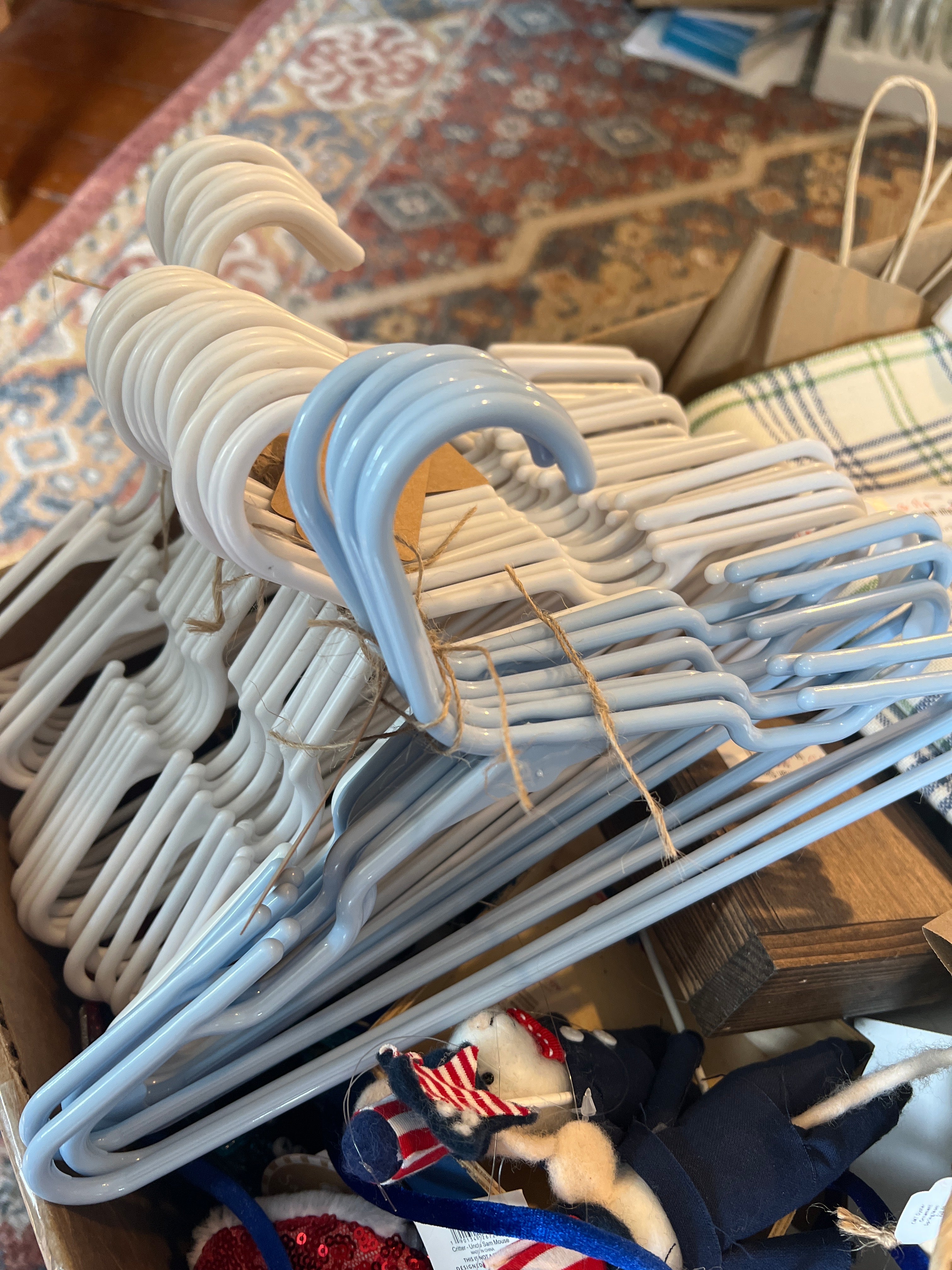PS-Kid Hangers-PS