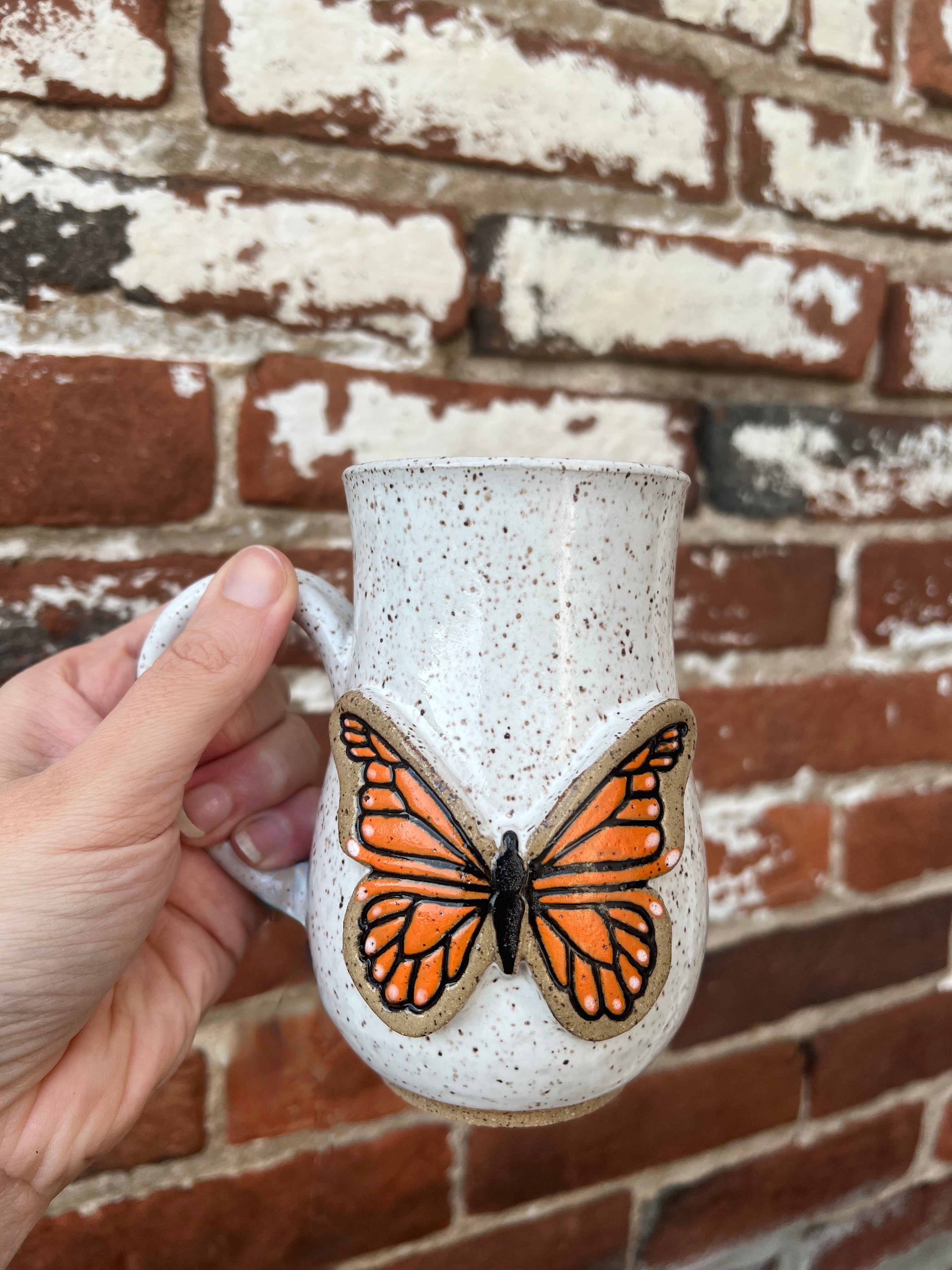 BUTTERFLY MUG JWA