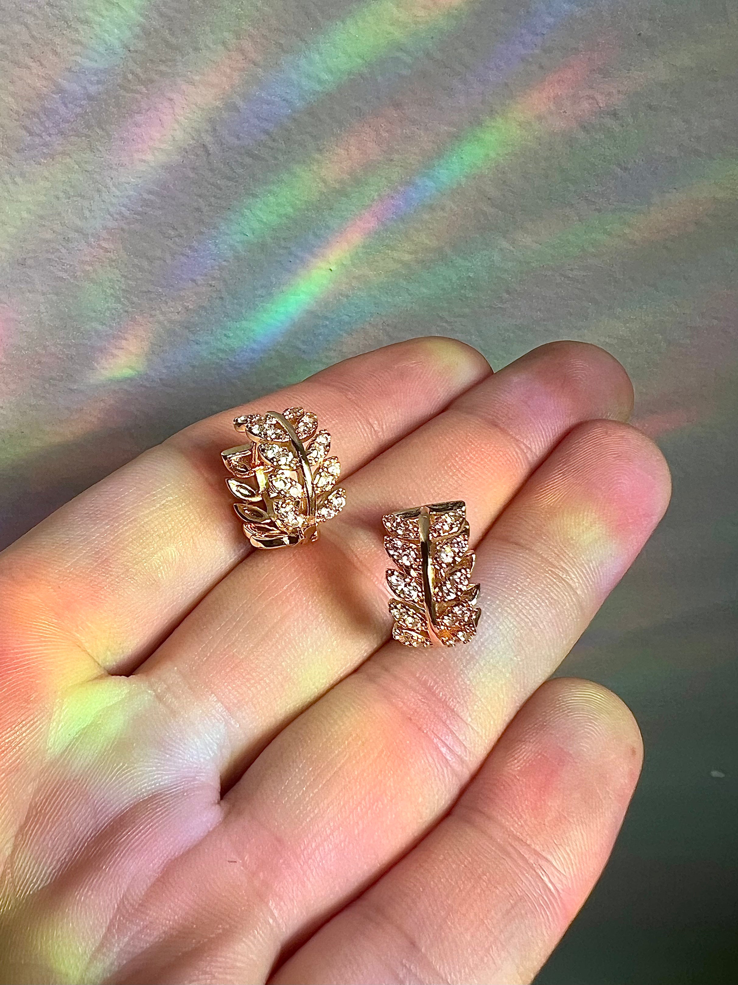 DIAMOND GOLD LEAF HUGGIES CBK