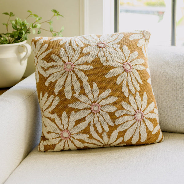 SQUARE COTTON KNIT PILLOW EMBROIDERED FLOWERS