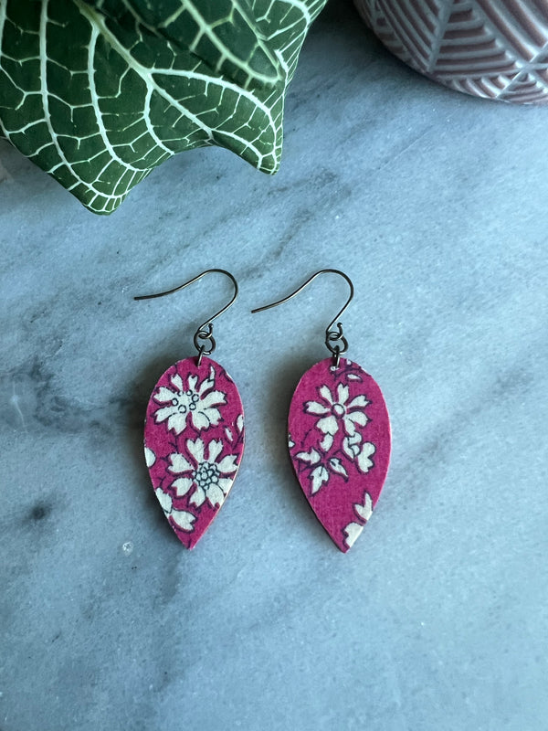 LIBERTY TEARDROP EARRING