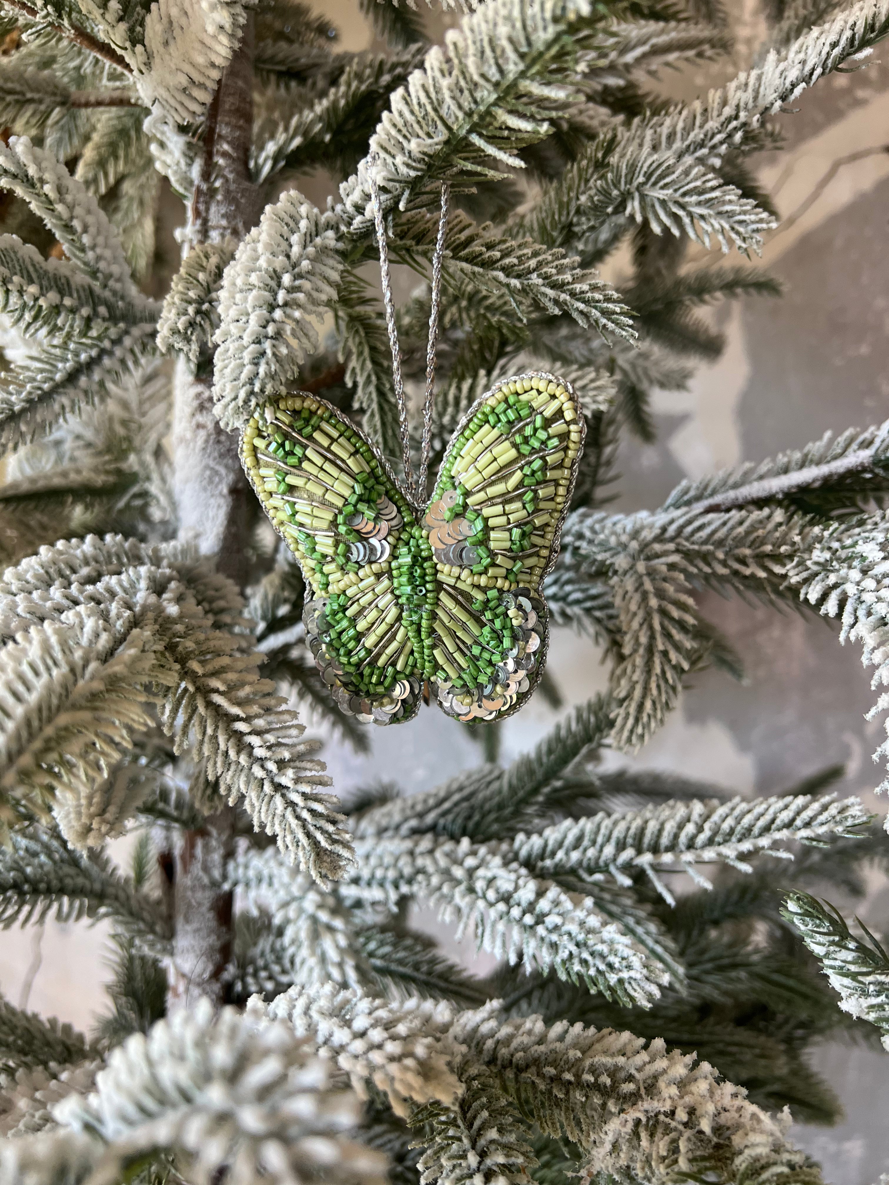 BUTTERFLY/DOVE ORNAMENT, GLASS BEADS, 3.5