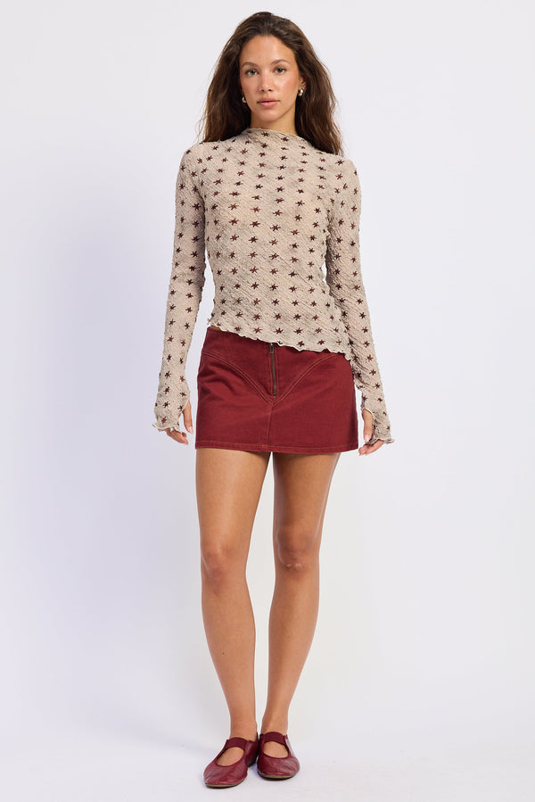Ismerie Top