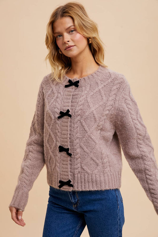 BOW ACCENT CABLE KNIT SWEATER