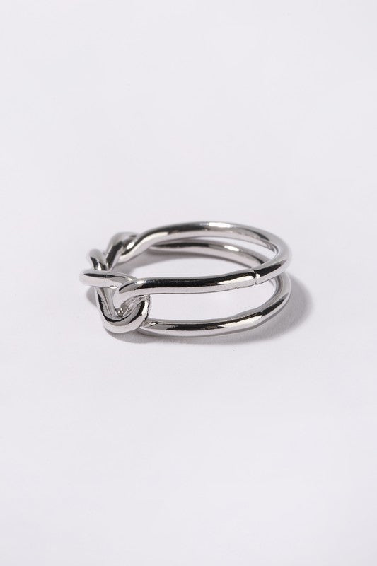 TWISTED RING - SILVER