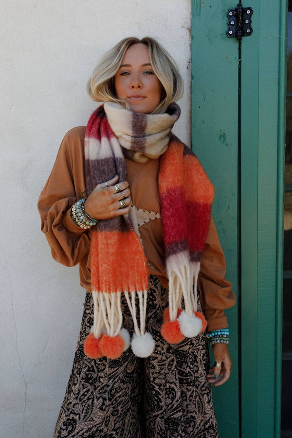 CHILL STRIPE FALL POM SCARF