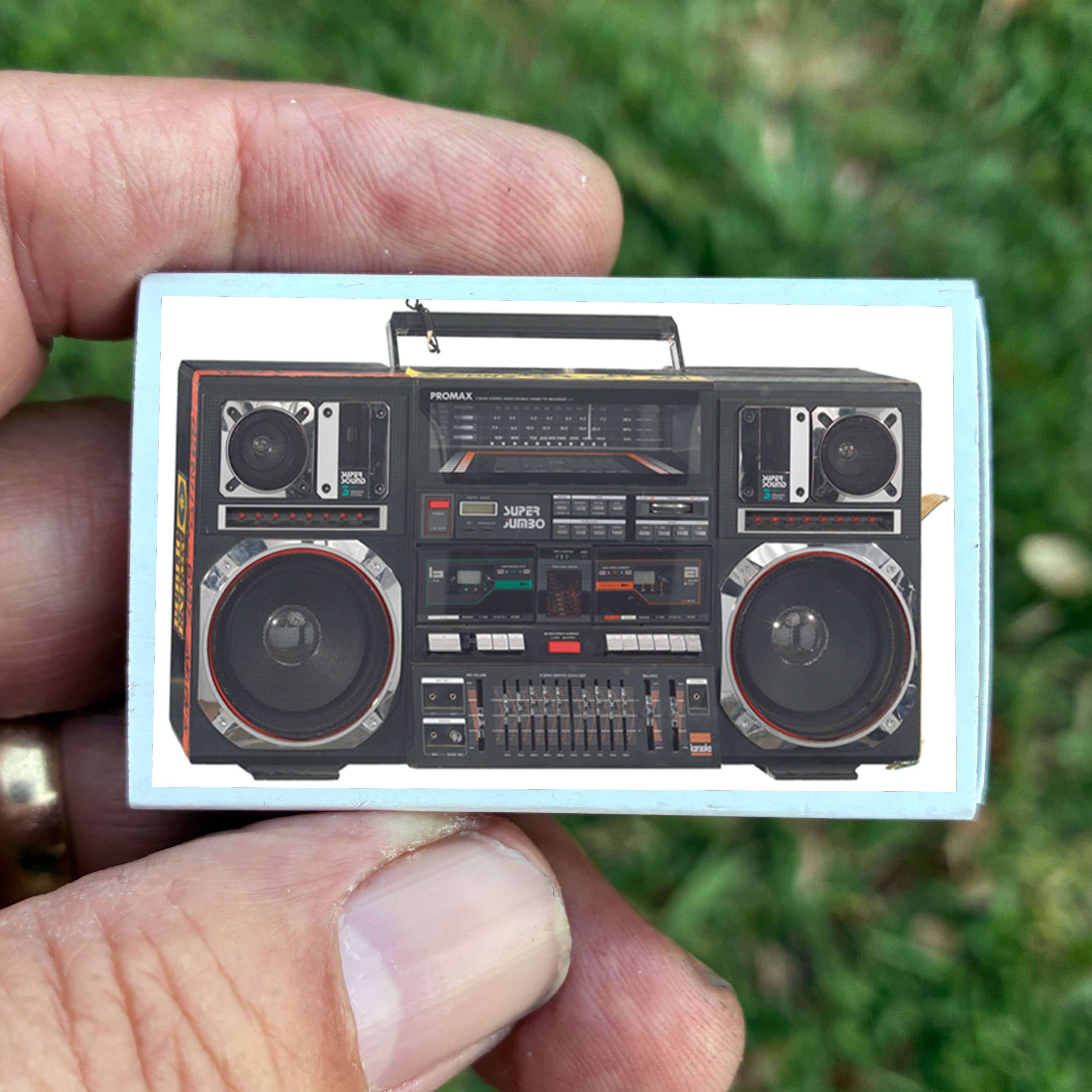 BOOMBOX MATCHBOX