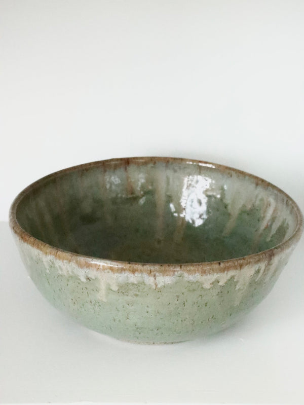 GREEN DRIP BOWL AR