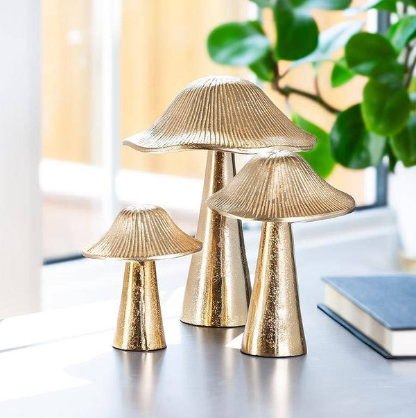 RIBBED MUSHROOM - GOLD: SMALL (4"H)