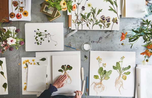 THE MODERN FLOWER PRESS