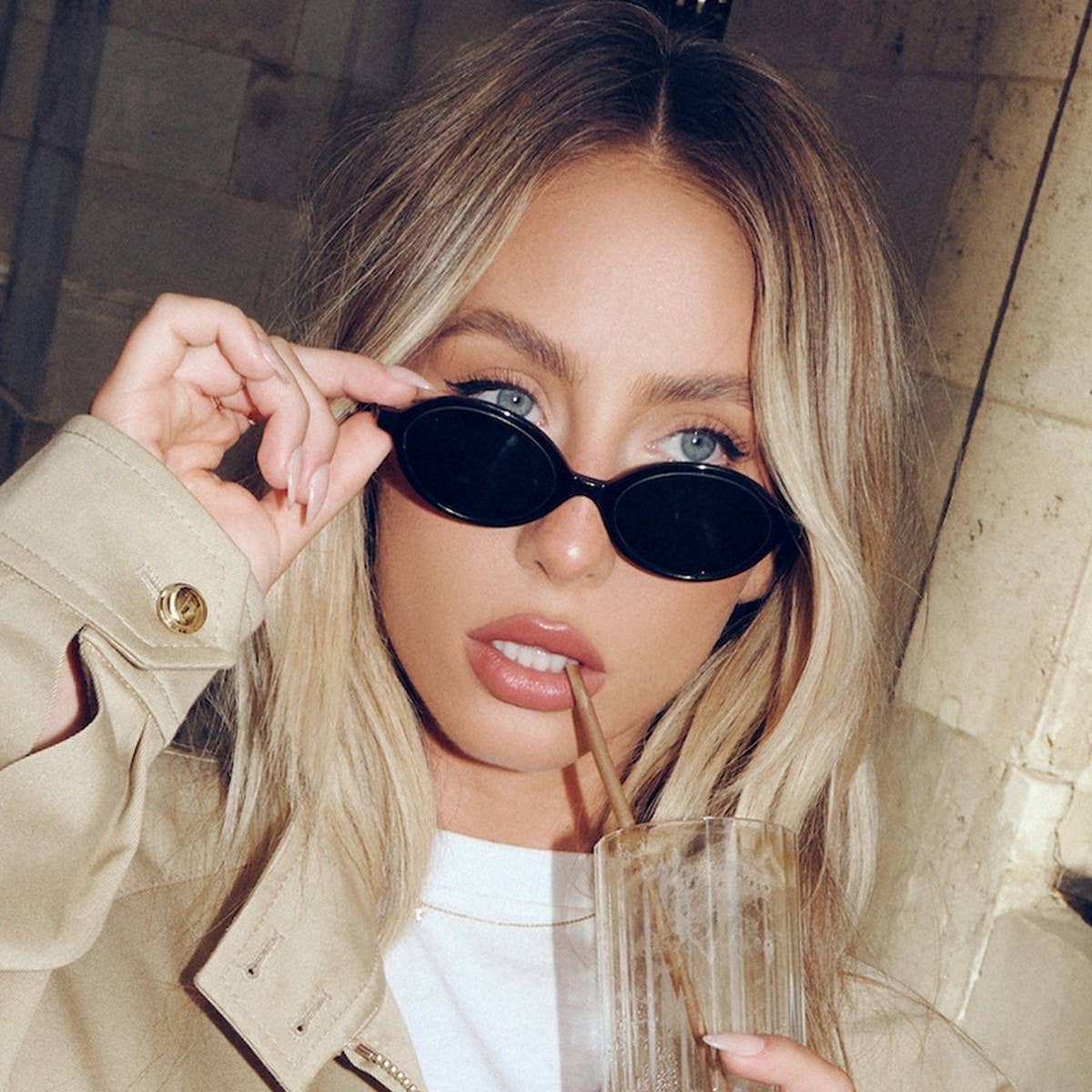 BLACK OVAL STREET STYLE SUNGLASSES