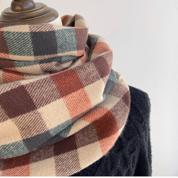 VINTAGE STYLE CHECK SCARF