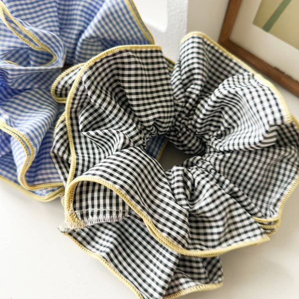 NICHE RETRO PLAID RUFFLED SCRUNCIE