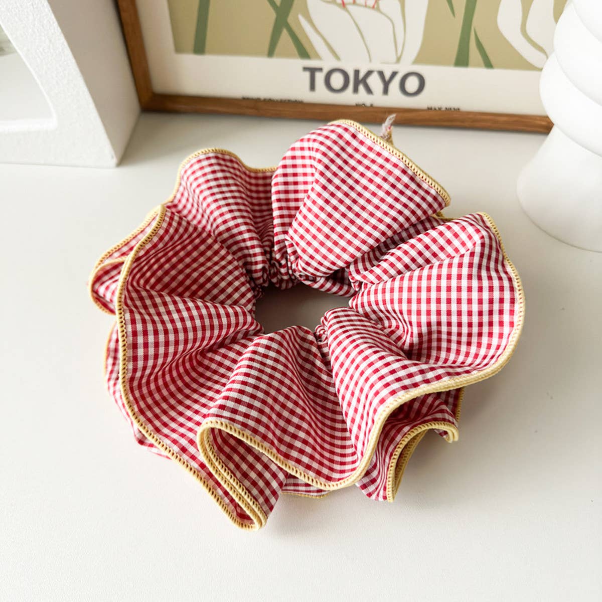NICHE RETRO PLAID RUFFLED SCRUNCIE