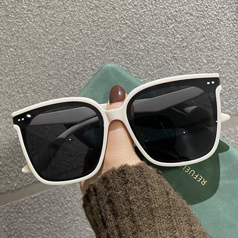 RETRO LARGE FRAME SUNGLASSES