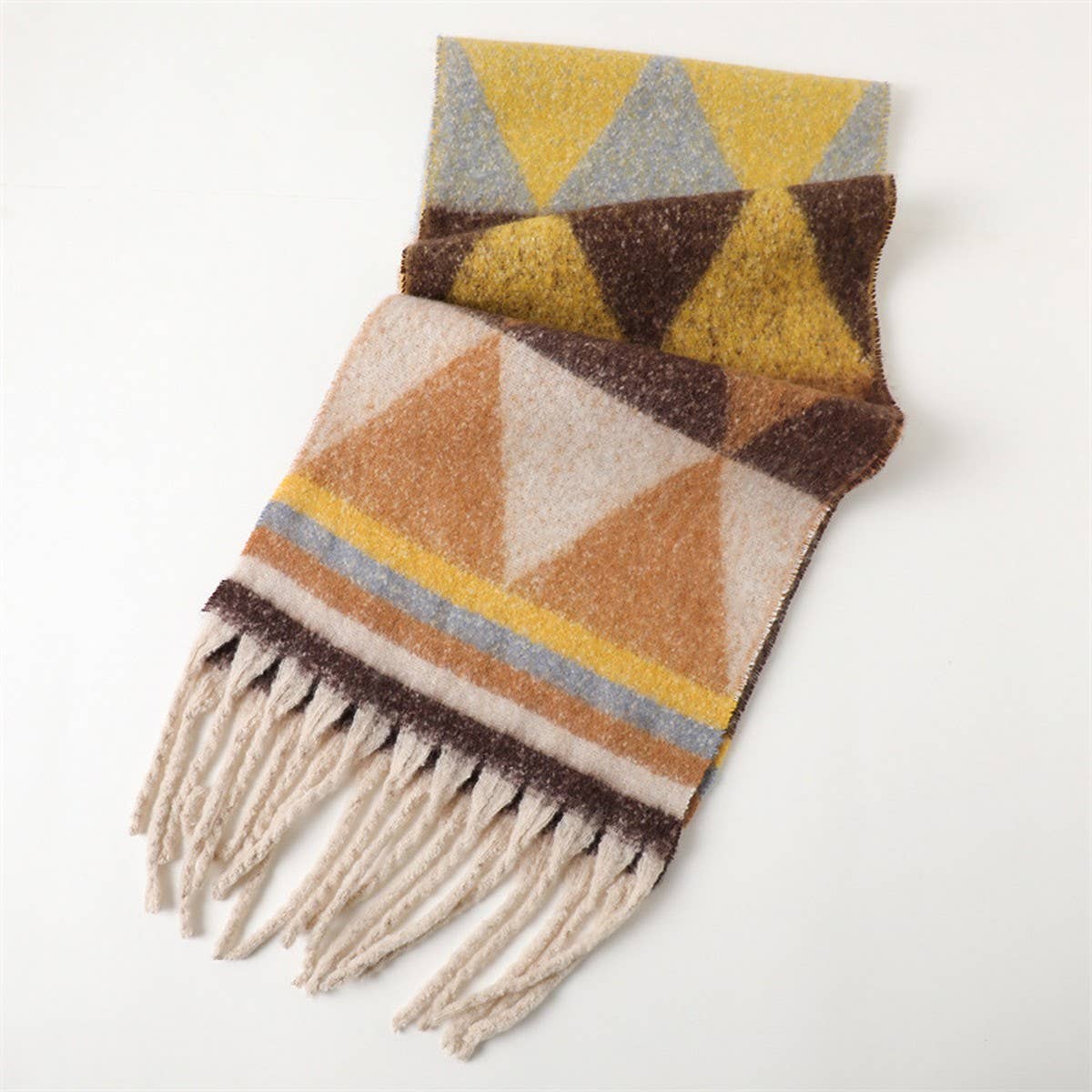 MODERN COMMUTER TRIANGLE FRINGE WINTER SCARF