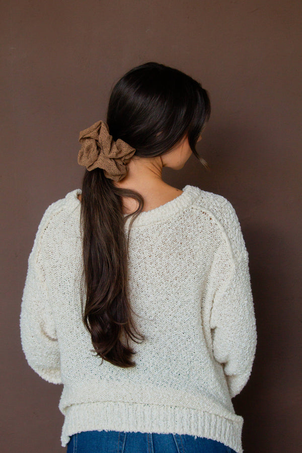 MOCHA JUMBO SCRUNCHIE