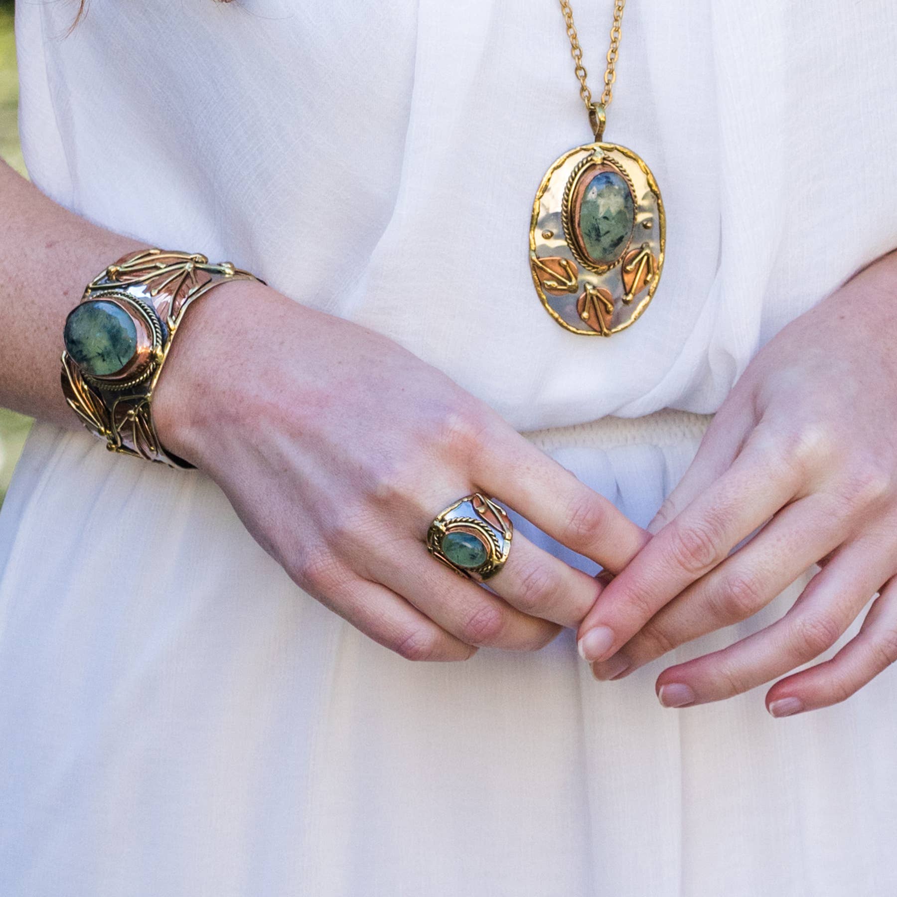MIXED METAL & MOSS AGATE STONE RING