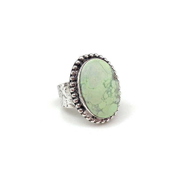 HANDCRAFTED KASHI SEMIPRECIOUS STONE RING - LEMON CHRYSOPRASE