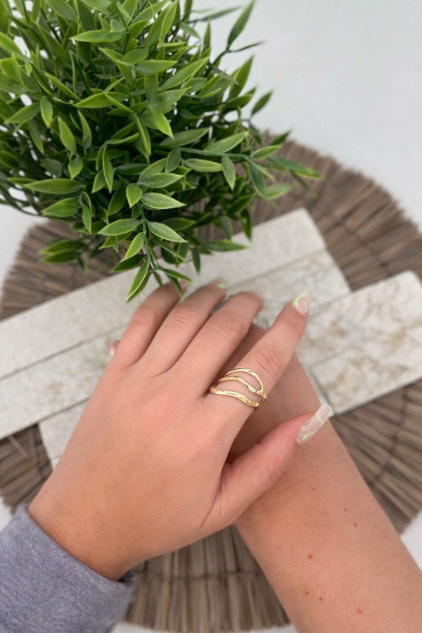 GOLD PLATED ADJUSTABLE RING - TAPERED CURVED LINES