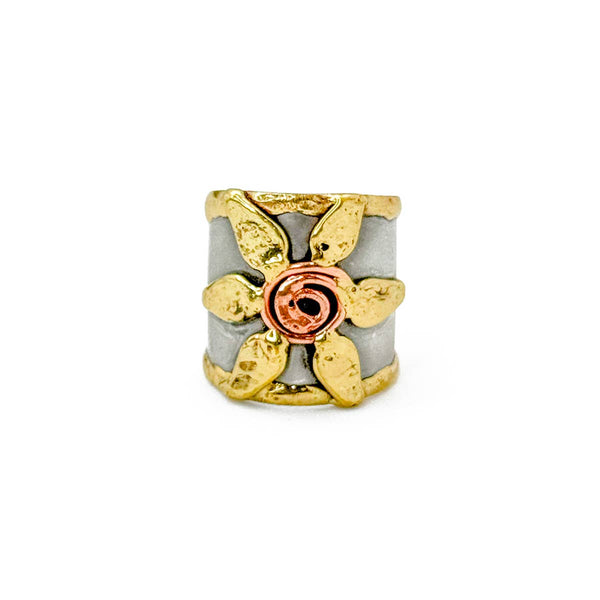 HANDCRAFTED MIXED METAL FLOWERS RING