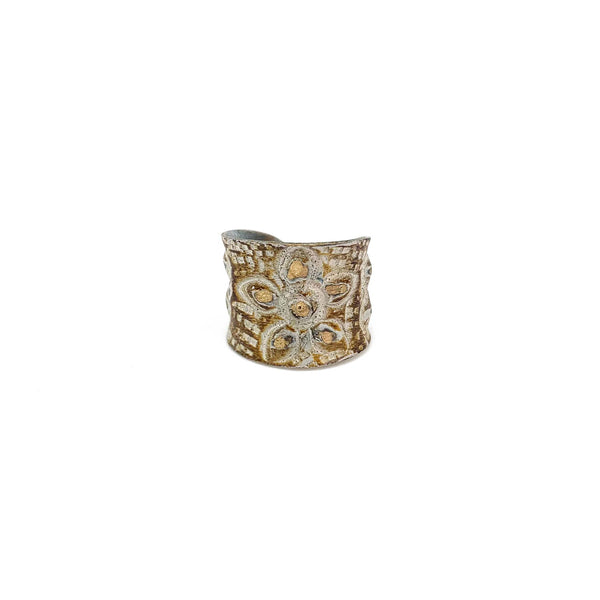 BRASS PATINA LARGE FLOWER RING