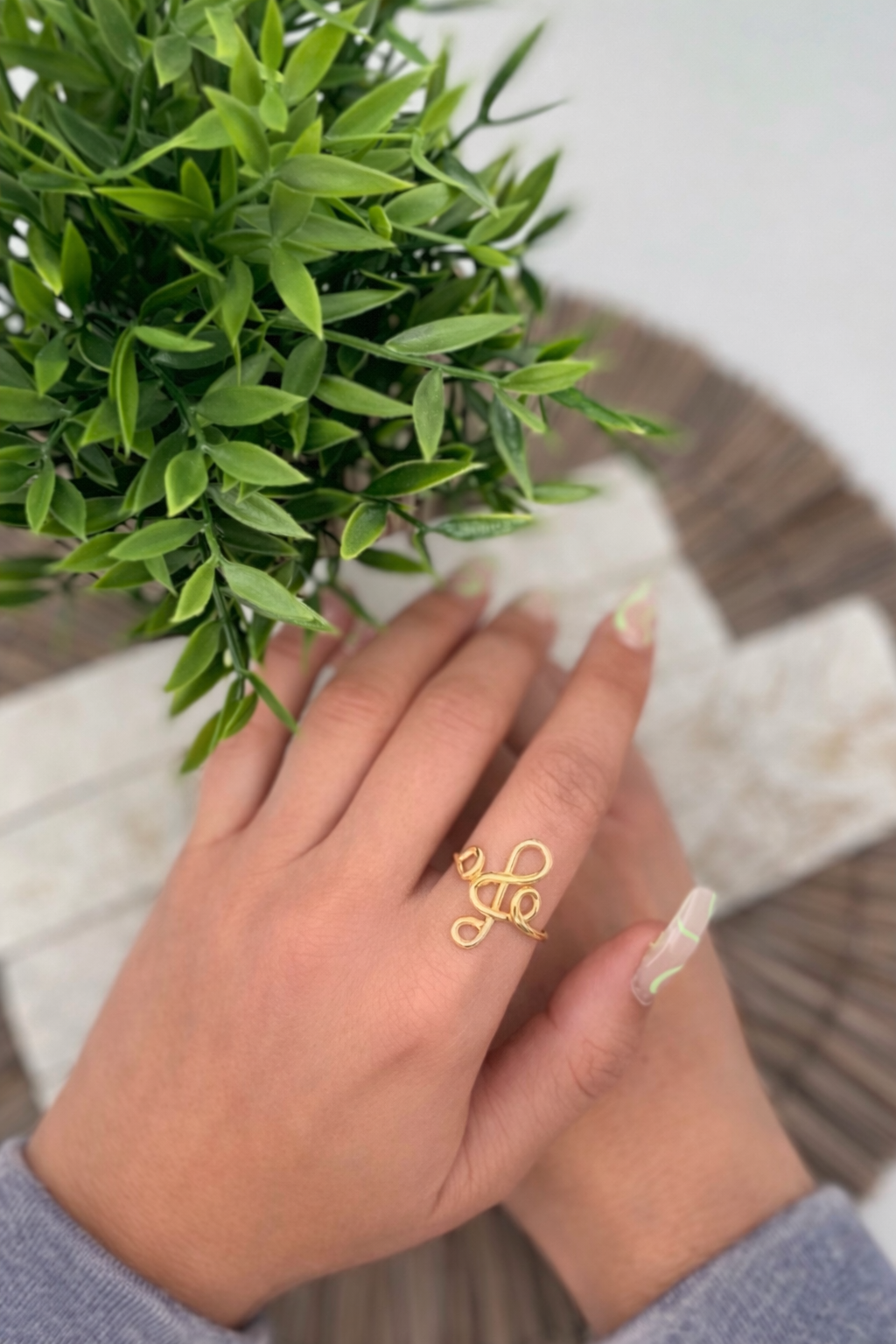 GOLD PLATED ADJUSTABLE RING - TREBLE CLEF