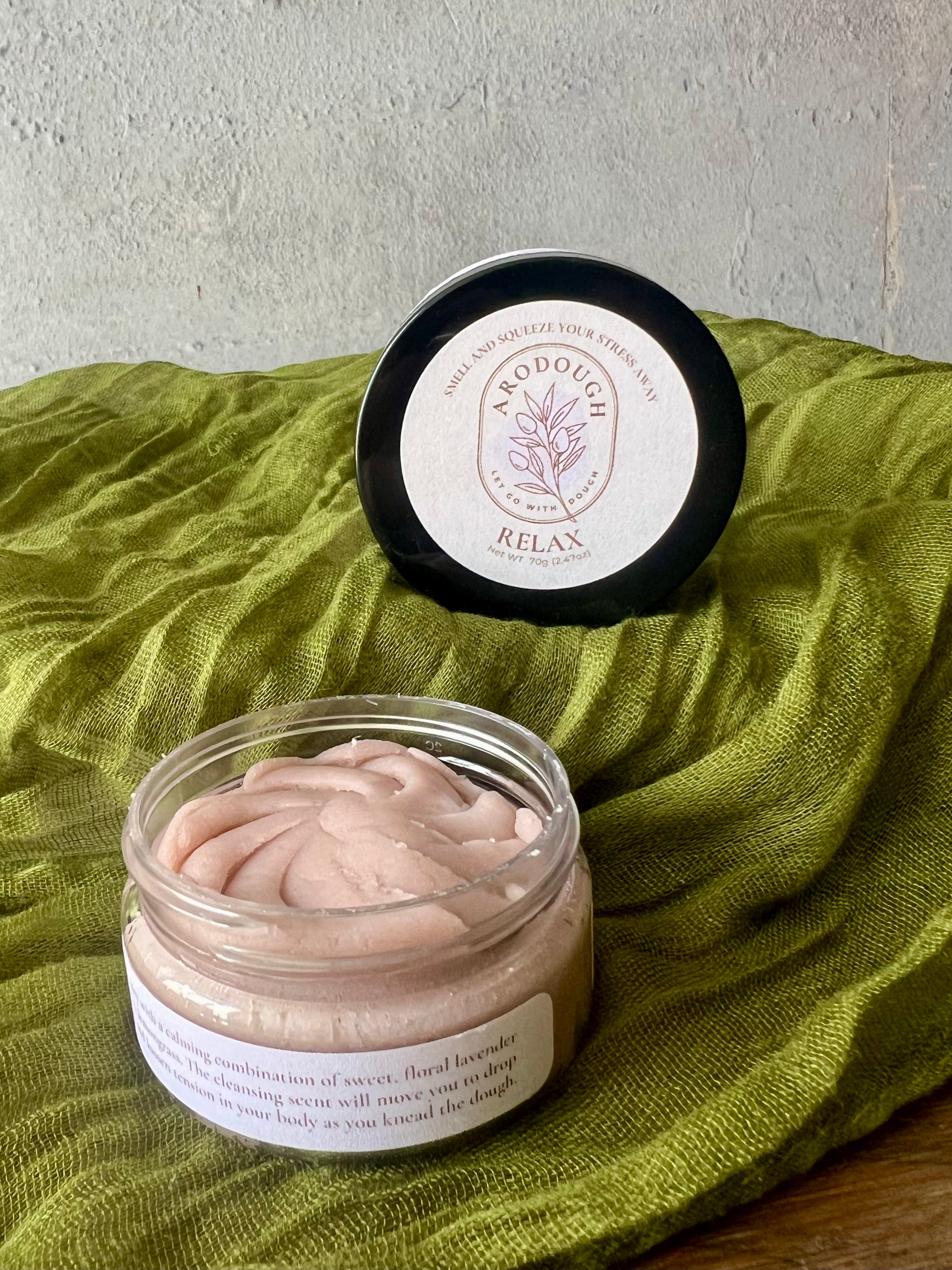 RELAX SENSORY STRESS RELIEF AROMATHERAPY DOUGH: 2 OZ