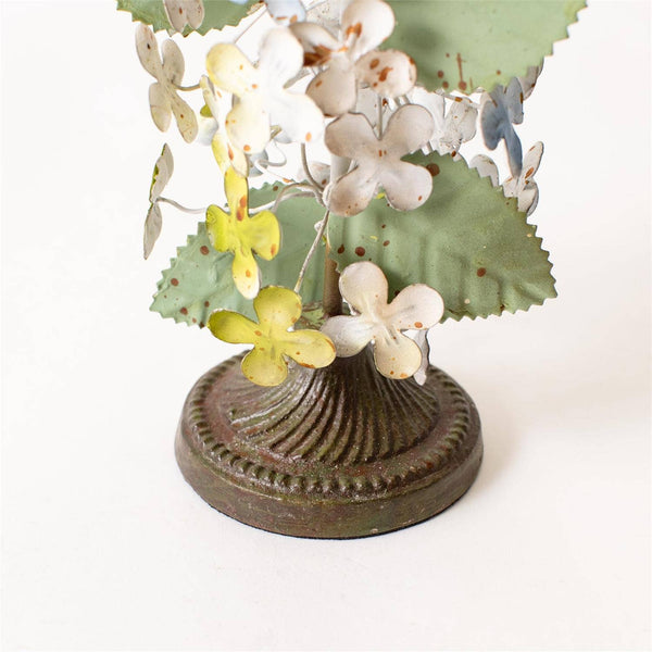 DAINTY METAL HYDRANGEA CANDLE HOLDER