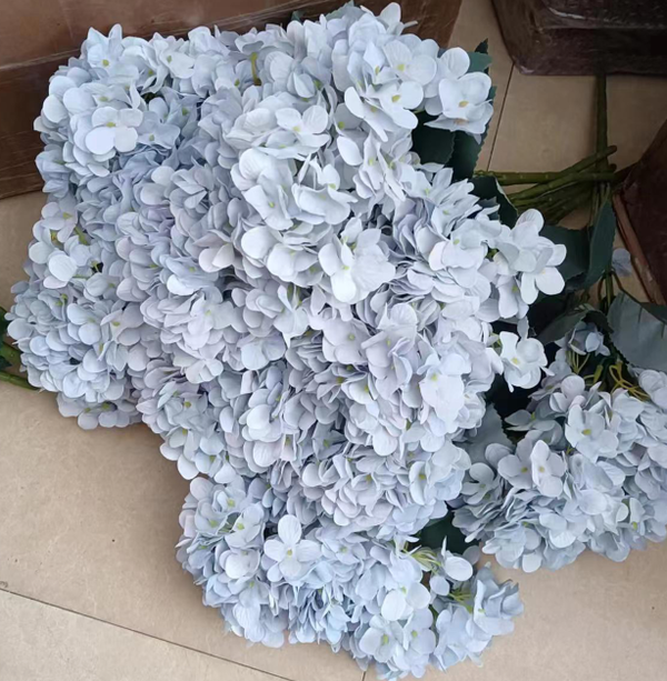 18" BLUE SOFT SILK HYDRANGEA FLOWER BUSH